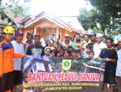 Desa Pasirgaok Kirim 125 Paket Bantuan Peduli Cianjur