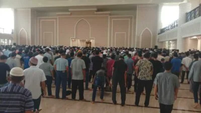 Salat Jumat Perdana di Masjid Agung Kota Bogor salat