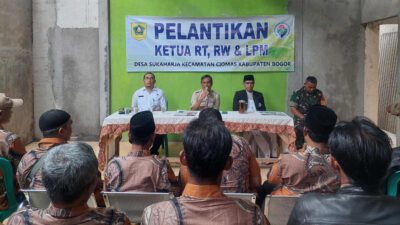 Pelantikan Ketua RT dan RW Desa Sukaharja