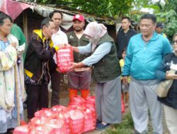 Dinsos Kabupaten Bekasi Gerak Cepat Bantu Warga Korban Banjir