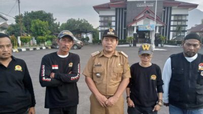 Bersama Camat Ciomas, Aliansi Ider Jagat Berbagi Takjil aliansi ider jagat.