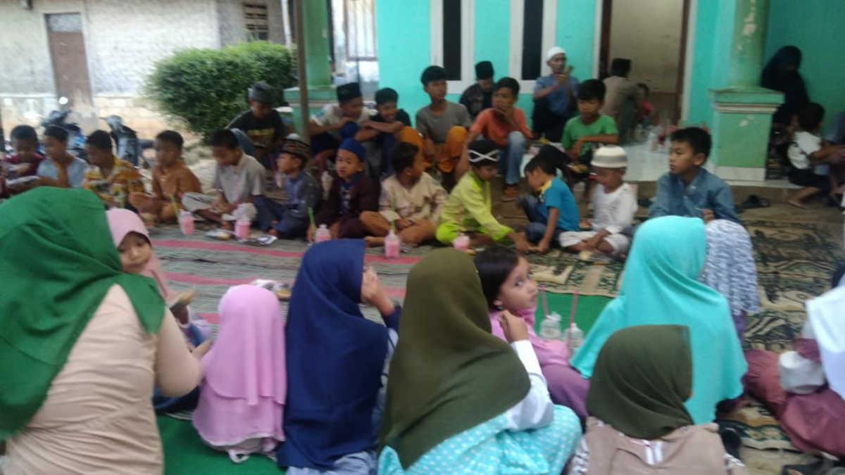 Warga Lembah Bukit Angin Mamiri