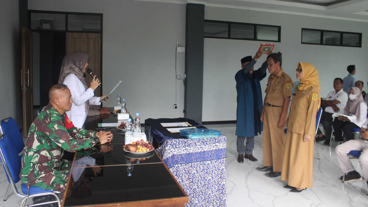 Camat Rancabungur Lantik 2 Pj Kades Usai Lebaran camat rancabungur