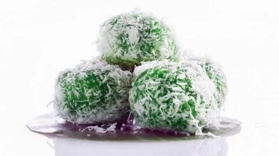 Menjelajahi Berbagai Sajian Takjil Terbaik Saat Ramadan kelepon