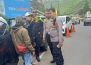 Polres Bogor Tertibkan Parkir Liar di Kawasan Puncak Bogor