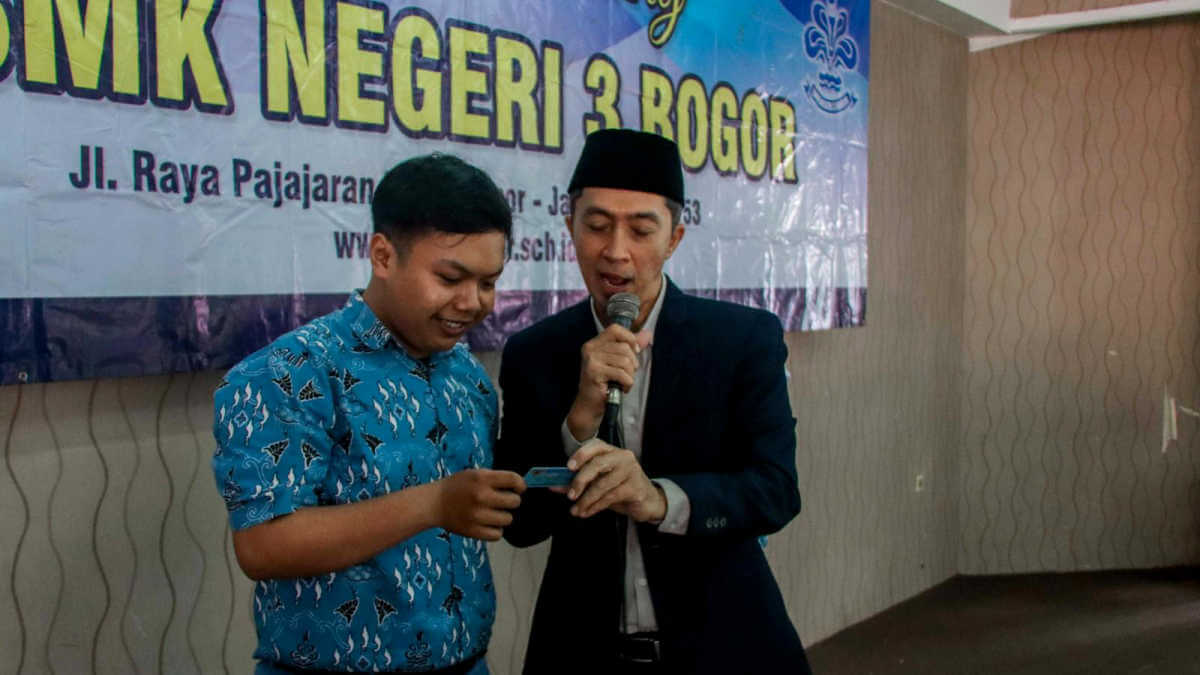 Dukcapil Goes To School, 300 siswa SMK Negeri 3 Rekam E-KTP