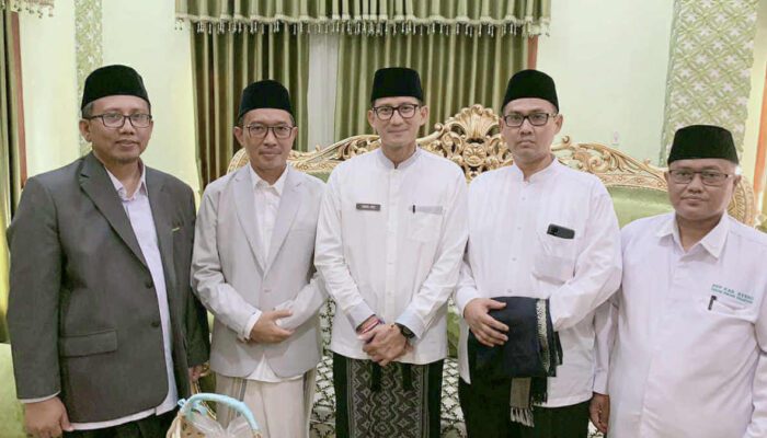 Sandiaga Launching Pesantren Preneur di Bekasi