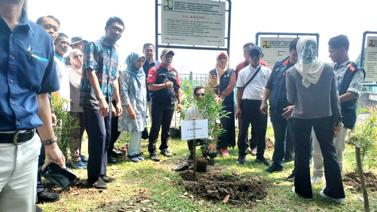 Forum Tarum Barat Juara Tanam 1.000 Pohon, PGN Siap Berkontribusi
