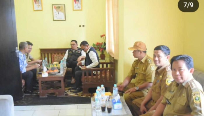 Cerita Kades Rengasjajar Dikunjungi Gubernur Jabar Ruang Kades Rengasjajar
