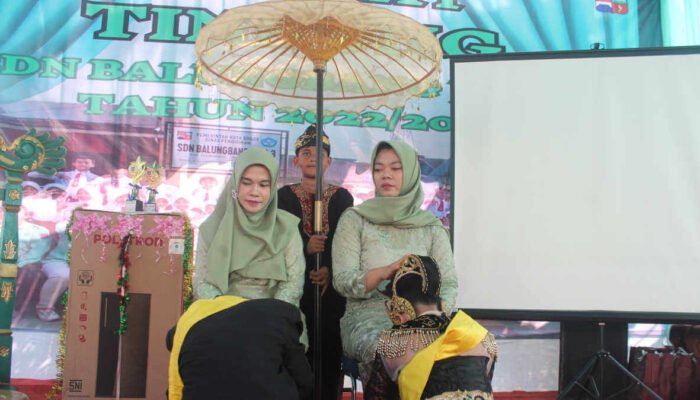 Ada Raja dan Ratu Pada Pelepasan Siswa SDN Balungbang Jaya 3