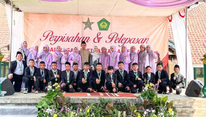 pentas seni.