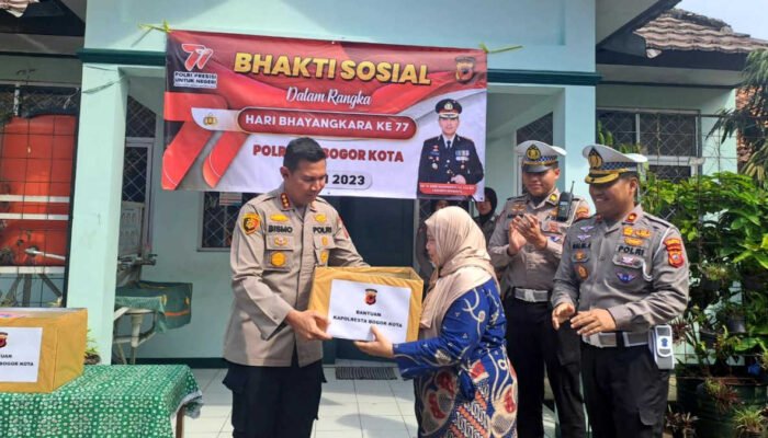 Peringati HUT Bhayangkara ke 77, Kapolresta Bogor Kota Sambangi Sekolah