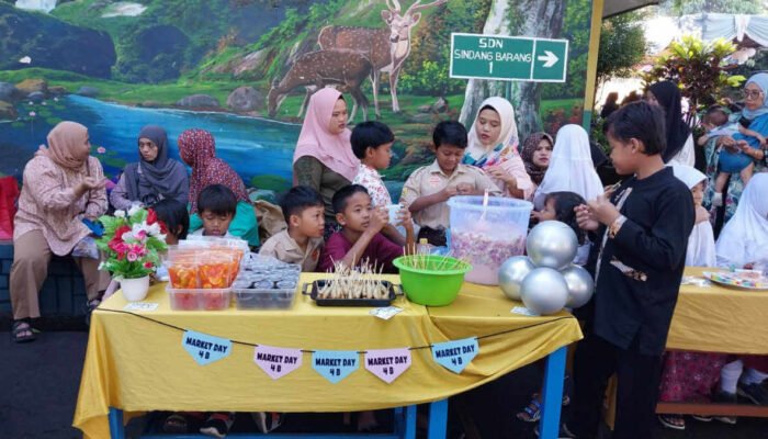 SDN Sindang Barang 1 Bogor Gelar Pentas Seni dan Bazar 