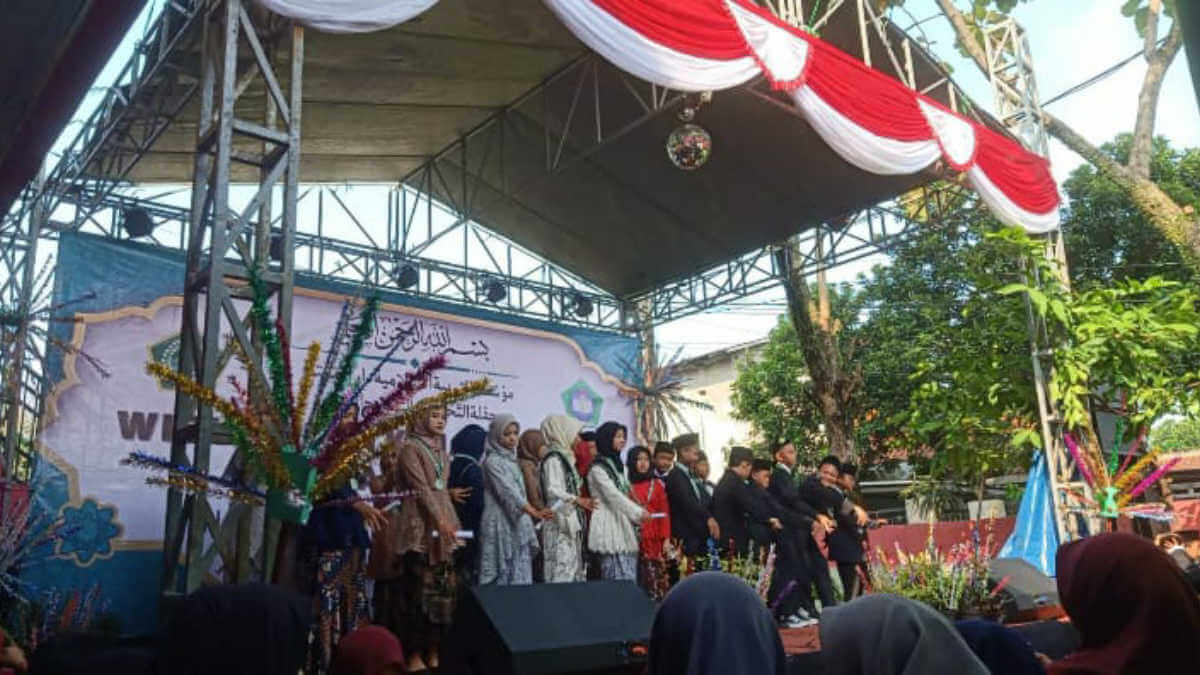 MI Ashibyan Ianatul Huda Gelar Haflatul Imtihan