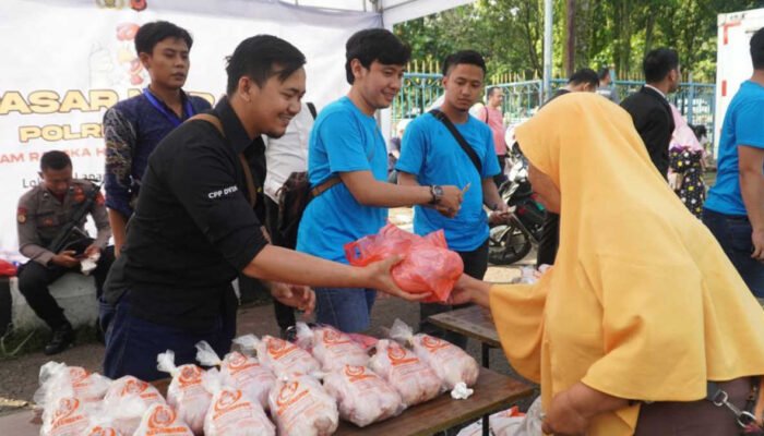 Bazar Bhayangkara Disambut Antusias Masyarakat