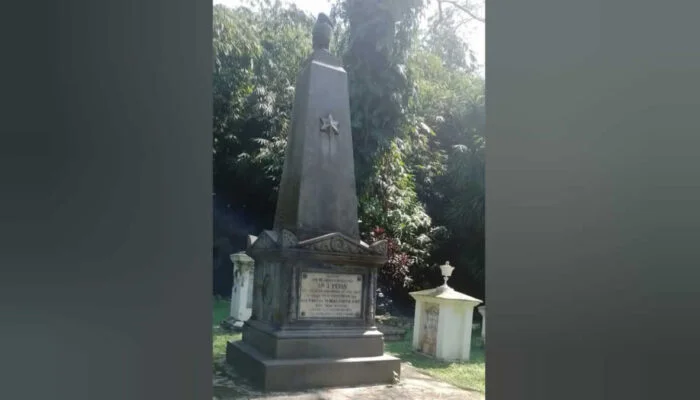 Mengenal Lebih Dekat Makam Belanda di Kebun Raya Bogor