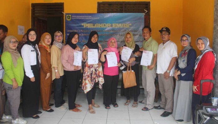 Warga Pasirgaok Antusias Sambut Program Layanan Kependudukan