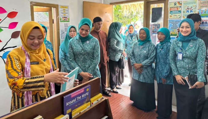 Evie: Gelari Pelangi PKK Kebon Kelapa Optmis Meraih yang Terbaik