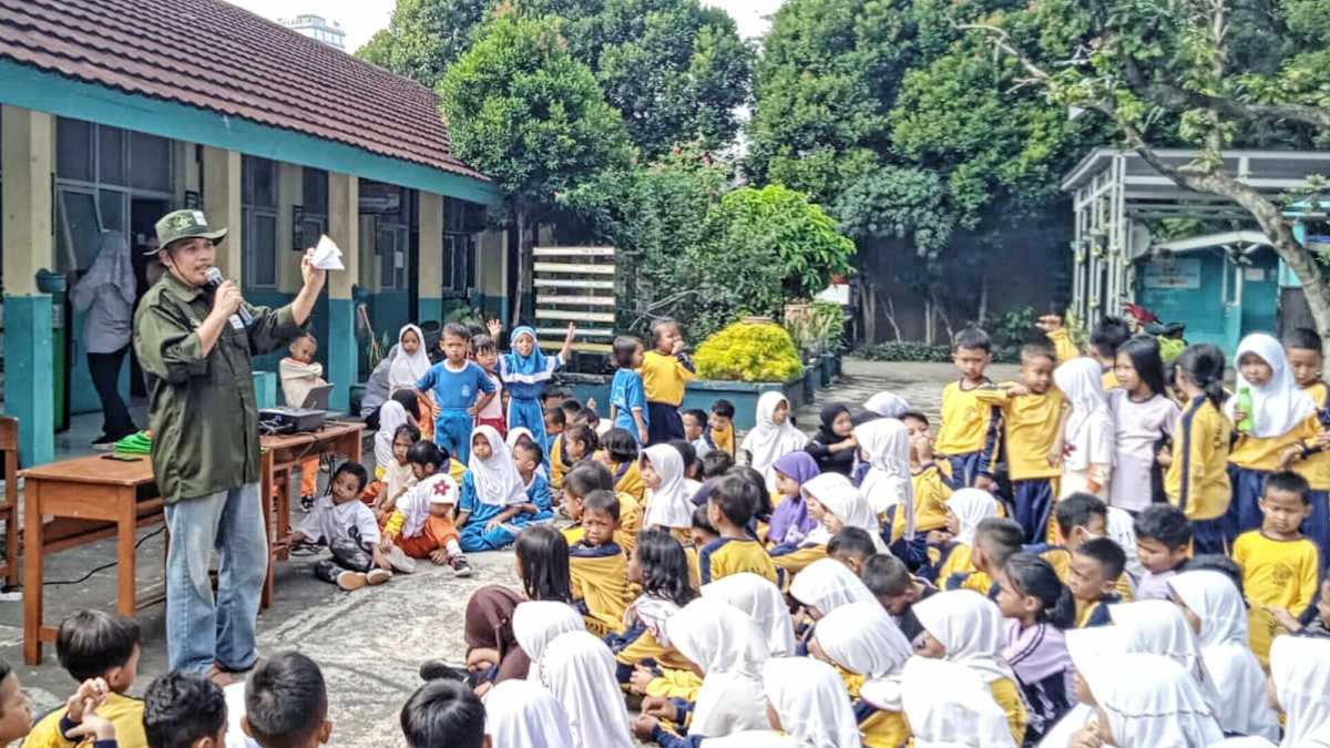 Sukseskan Bogor Bebas Sampah Plastik, BSU Kenanga Babakan Edukasi para Pelajar 1