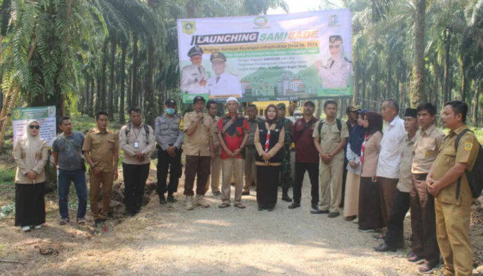 Desa Candali Bakal Sulap Jalan Bebatuan Jadi Beton Gunakan Samisade 2023 Launching Program Samisade 2023 di Desa Candali.