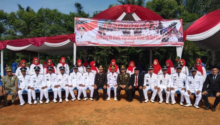 upacara hut ri.