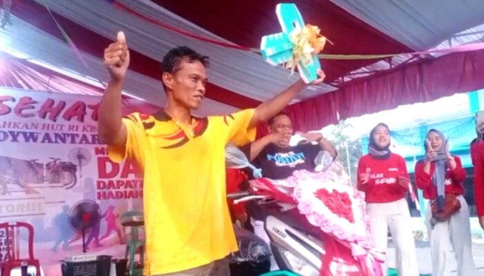 78 Tahun Indonesia Merdeka, Sekolah Dywantara Tebar 78 Doorprize