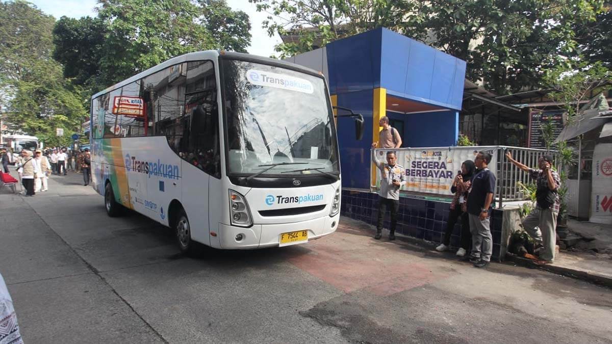 Bus Tanpa Ngetem, Langsung Terkoneksi LRT