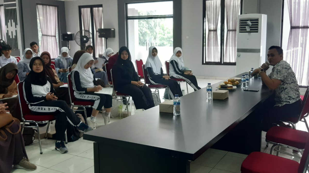 Gelar Diskusi, KPLH Harmoni Ajak Pelajar Kota Bogor Peduli Lingkungan Hidup 1