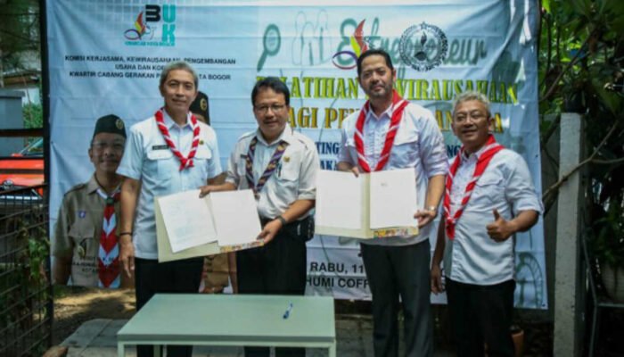 Dedie Ajak Pramuka Jadi Entrepreneur