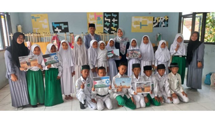 SMK Al-Furqon Lakukan Penggalangan Dana Untuk Palestina