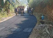 Pemdes Tegallega Hotmix Jalan Penghubung Antar Kampung