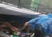 Papan Reklame Berukuran Besar di Tegal Gundil Roboh