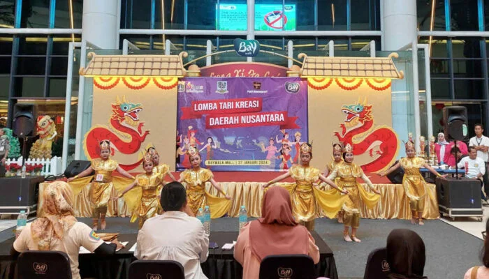 Keren, Ekstrakurikuler Seni Tari SDN Semplak 2 Raih 4 Piala