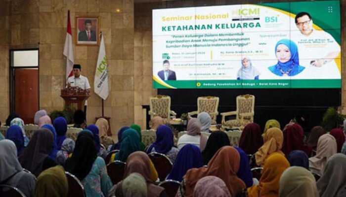 ICMI Gelar Seminar Ketahanan Keluarga, Ini pesan Dedie A. Rachim