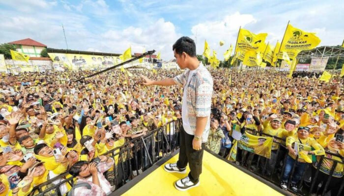 Gibran Disambut Ribuan Kader dan Simpatisan Partai Golkar Bekasi