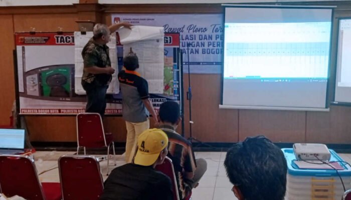 Rapat Pleno Hasil Rekapitulasi Kecamatan Bogor Tengah, Penghitungan Suara Capai 45%
