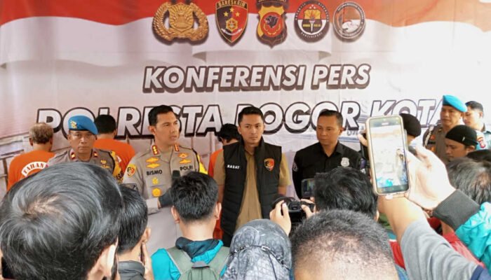 Polresta Bogor Kota Ringkus Mucikari Prostitusi Online