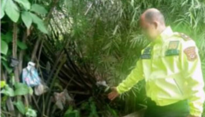 Pegawai Bengkel Motor Temukan Bayi Perempuan di Tempat Pembuangan Sampah