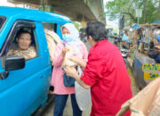 Jumat Berbagi Takjil, Kolaborasi Genta dan Media Online