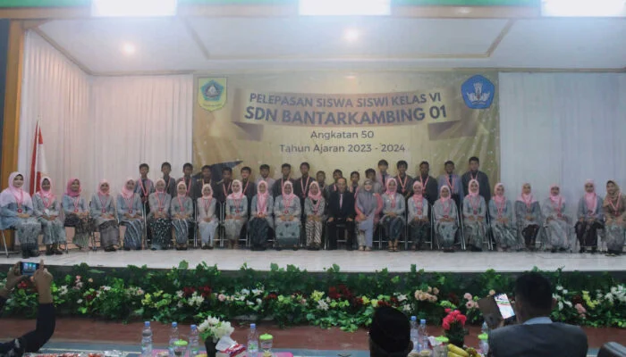 Lepas 115 Siswa, Ini Pesan Kepala SDN Bantarkambing 01 sdn bantarkambing 01.