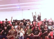 Satpol PP dan Pengamen Jalanan Kerap Berseteru Kini Bersatu Satpol PP dan Pengamen Jalanan Kerap Berseteru Kini Bersatu