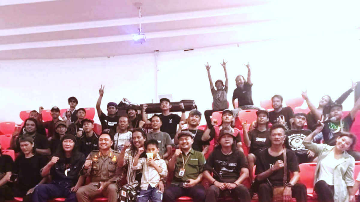 Satpol PP dan Pengamen Jalanan Kerap Berseteru Kini Bersatu