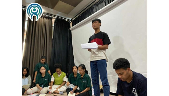 5 Mahasiswa IPB Melakukan Pemberdayaan kepada Masyarakat melalui Program Kreativitas Mahasiswa dengan Program LIVELET