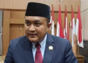 Ketua DPRD Minta Pemkab Bogor Jadikan PPDB 2024 Sebagai Bahan Evaluasi Pendidikan Ketua DPRD Kabupaten Bogor: PPDB 2024 Jadi Bahan Evaluasi Pendidikan BOGOR