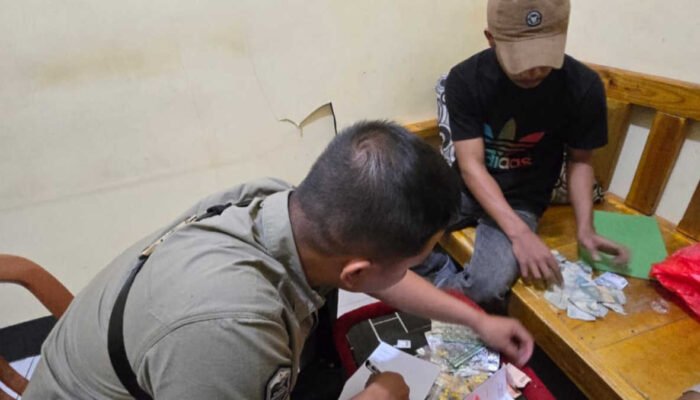 Polsek Jonggol Tangkap Pelaku Penyalahgunaan Obat Golongan G