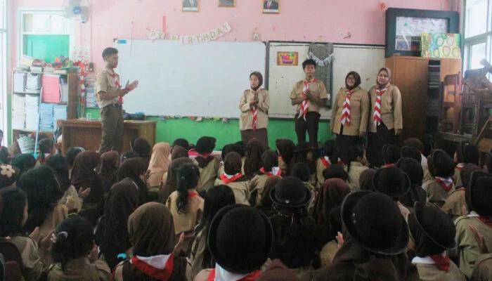 Tumbuhkan Minat Kepramukaan, SDN Balungbang Jaya 3 Gelar Persari dan Persami kepramukaan.