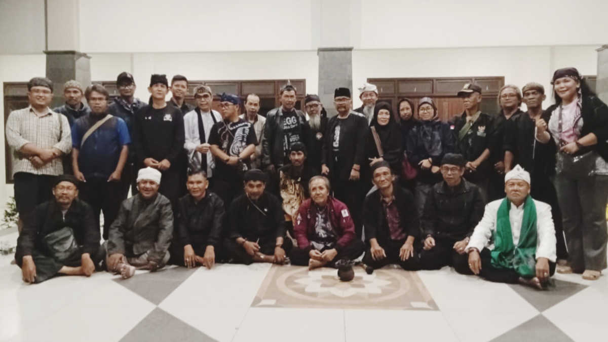42 Penggiat Seni Budaya, Sejarawan, Akademisi, dan Pemerhati Gelar Patemon Bina Budaya