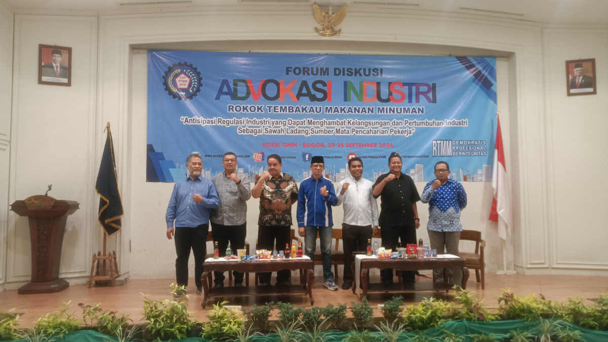 FSP RTMM SPSI Persoalkan Kebijakan Kemasan Rokok Tanpa Merek FSP RTMM SPSI Persoalkan Kebijakan Kemasan Rokok Tanpa Merek