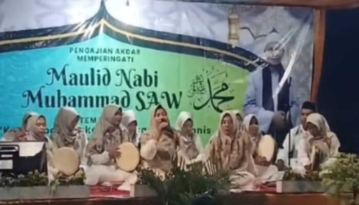 Tim Hadroh Binaan Babinsa Desa Tanjung Sari Tampil Memukau di Acara Maulid Nabi