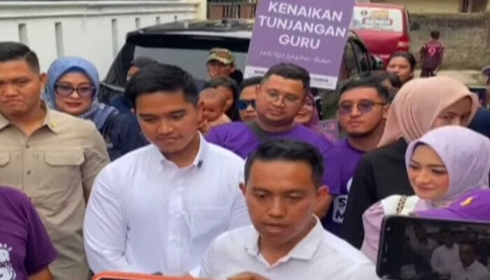 Kaesang Pangarep Dampingi Calon Wali Kota Sendi Fardiansyah Kampanye di Bogor Selatan